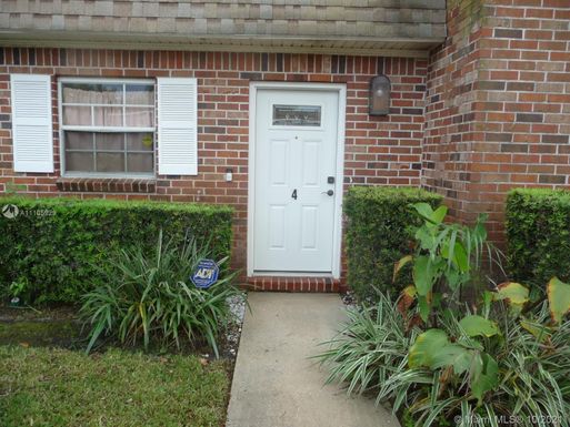 413 N Cypress Dr # 4, Tequesta FL 33469