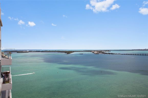 1111 Brickell Bay Dr # 3105, Miami FL 33131