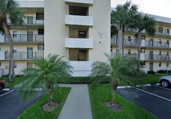 2460 Deer Creek Country Club Blvd # 108A, Deerfield Beach FL 33442