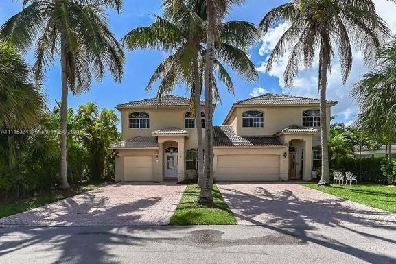 218 Pine Ave, Lauderdale By The Sea FL 33308