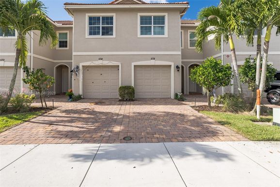 578 SW Glen Crest Way, Stuart FL 34997