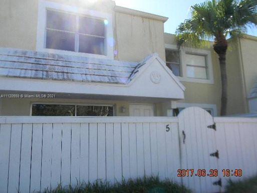 4570 SW 68th Ct Cir # 10, Miami FL 33155