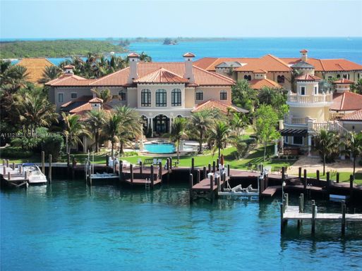 77 Island'End Dr., Ocean Club Estates Paradise Island, FL