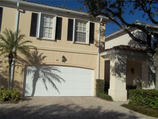 25 Tall Oaks Circle, Tequesta FL 33469