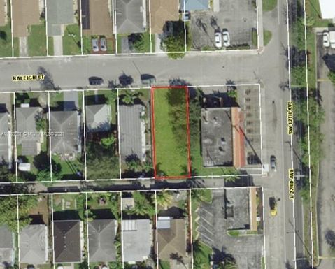 2210 Raleigh St, Hollywood FL 33020