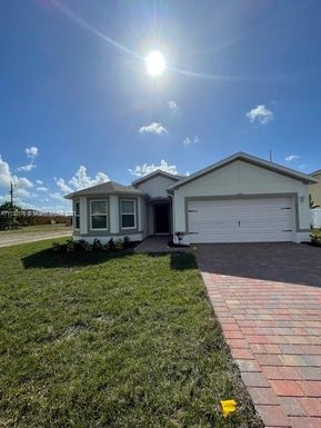 712 NW 8 th # 712, Cape Coral FL 33993