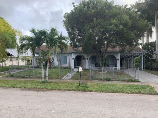 18542 SW 357th St, Homestead FL 33034