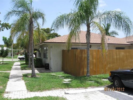 3109 NW 4th Ave # 4, Pompano Beach FL 33064