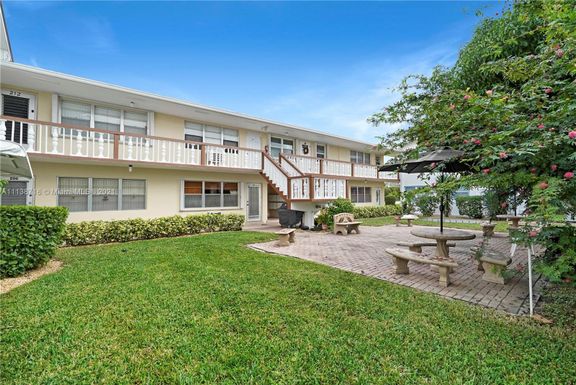 198 Easthampton I # 198, West Palm Beach FL 33417