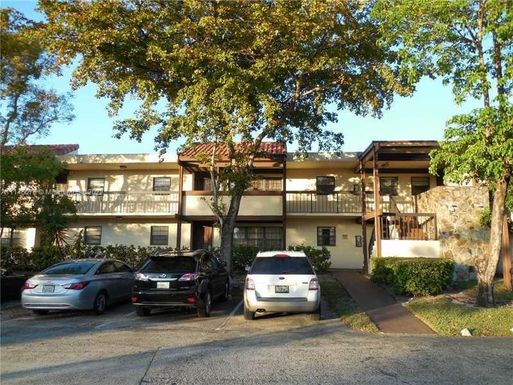 20851 San Simeon Way # 105, Miami FL 33179