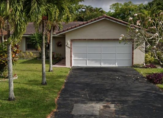 9039 NW 21st Ct, Coral Springs FL 33071