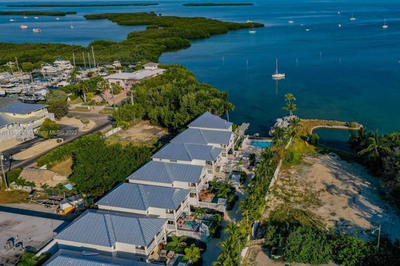 81906 Overseas Hwy, Islamorada FL 33036