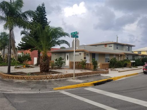312 N 9th Ave N # 3, Lake Worth FL 33460