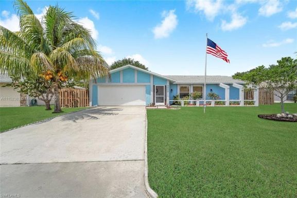 3402 SE SE 15th Place, Cape Coral FL 33904