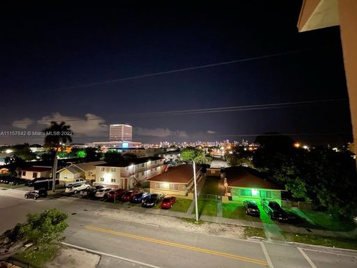 2921 SW 10th St # 33, Miami FL 33135