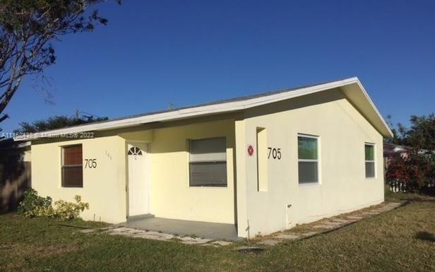 705 W Mango St # C, Lantana FL 33462