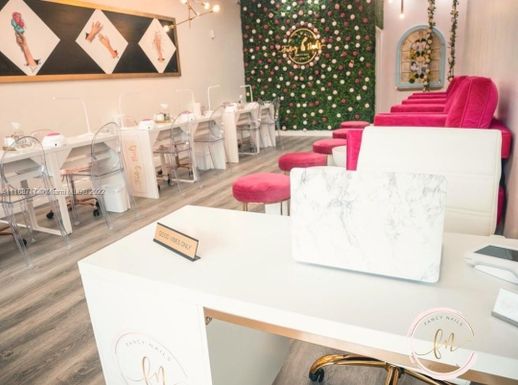 1009 SW 67th Ave, West Miami FL 33144