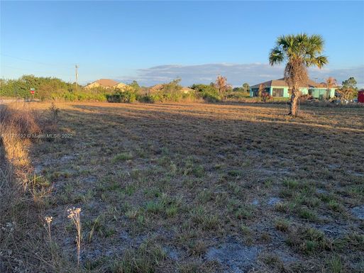 2503 26 ST, Other City - In The State Of Florida FL 33971