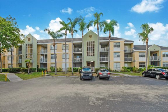 8590 SW 212th St # 107, Cutler Bay FL 33189