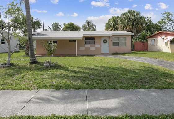 5961 NW 42nd Ter, North Lauderdale FL 33319