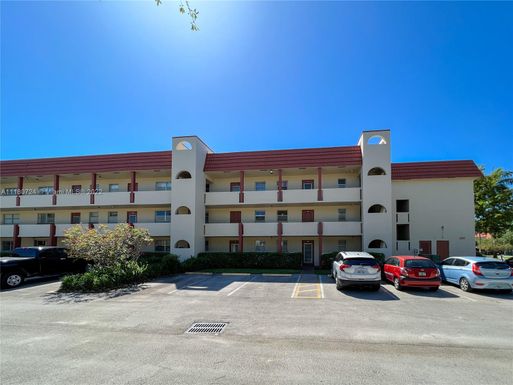 3091 E Sunrise Lakes Dr # 106, Sunrise FL 33322