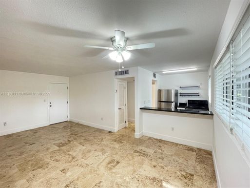 12101 NE 6th Ave # 4, North Miami FL 33161