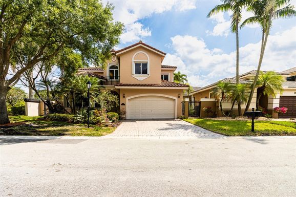 5881 NW 122nd Dr, Coral Springs FL 33076