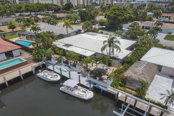2051 Waters Edge, Lauderdale By The Sea FL 33062