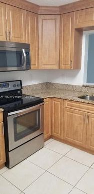 1820 N Lauderdale Ave # 3300, North Lauderdale FL 33068