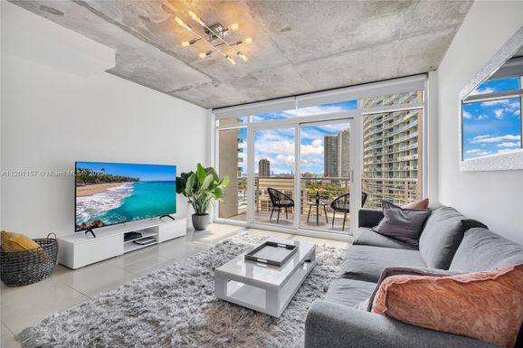 3250 NE 1st Ave, Miami FL 33137