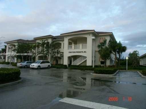 2853 Executive Park Dr # 101A, Weston FL 33331