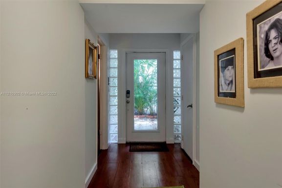 5845 SW 88th St # 0, South Miami FL 33156