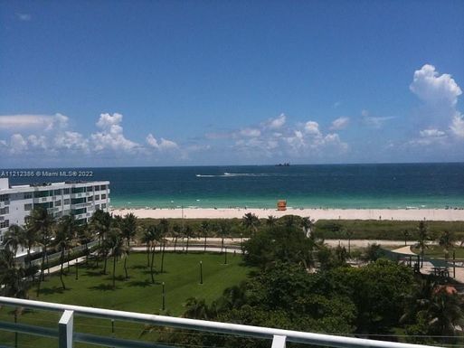 226 Ocean Dr # 8G, Miami Beach FL 33139