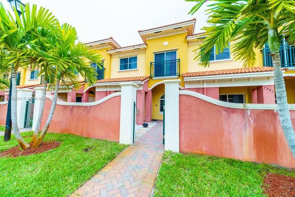 3505 NW 29th Ct, Lauderdale Lakes FL 33311