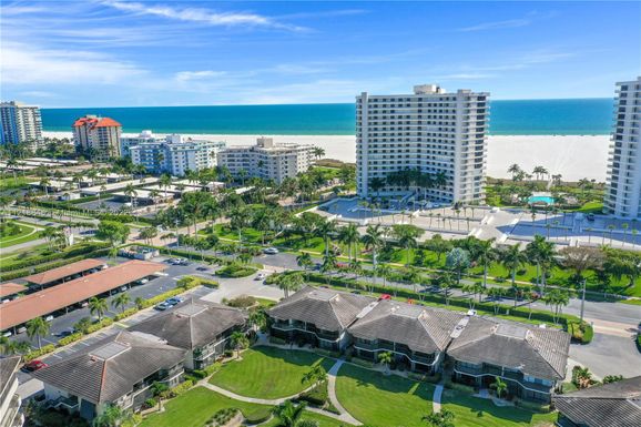 633 SEAVIEW CT # 4, Marco Island FL 34145