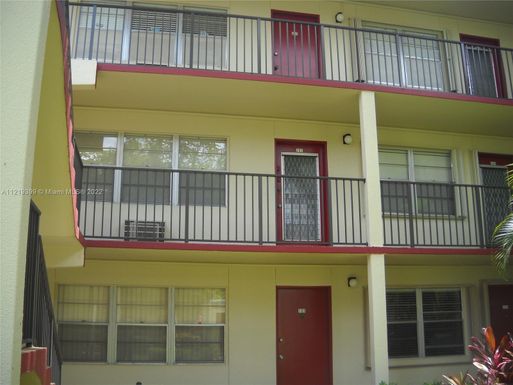 100 SW 132nd Way # 203K, Pembroke Pines FL 33027