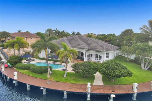 4100 NE 27th Ave, Lighthouse Point FL 33064