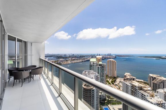 465 Brickell Ave # 5305, Miami FL 33131