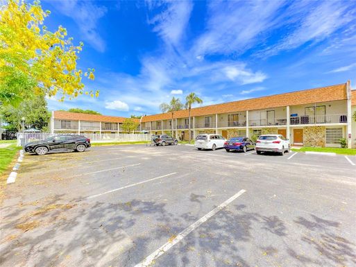 5235 SW 40th Ave # 38, Dania Beach FL 33314