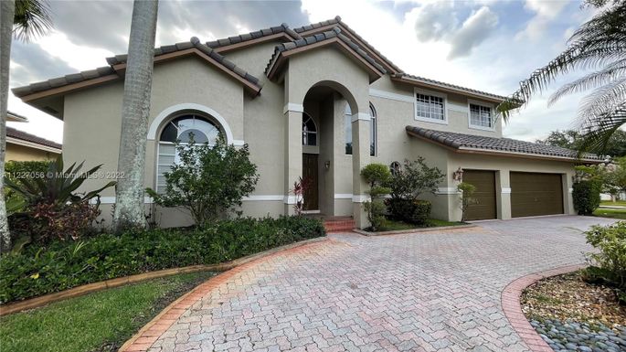 1210 SW 176th Way, Pembroke Pines FL 33029