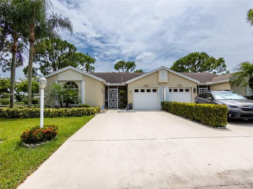 3539 Mill Brook Way Cir, Green Acres FL 33463