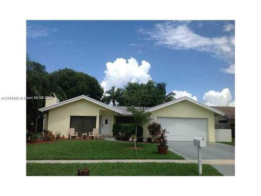 640 NW 49th Ave, Coconut Creek FL 33063