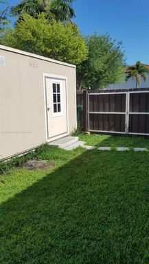 15290 SW 117 terrace # 1, Miami FL 33196