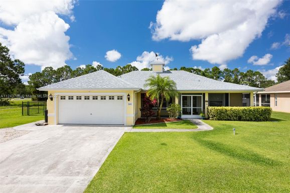 5803 NW Zenith Dr, Port St. Lucie FL 34986