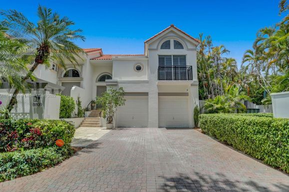 8800 SW 67th Ct, Pinecrest FL 33156