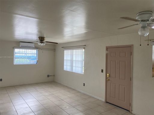 1581 NE 8th St # 12, Homestead FL 33033