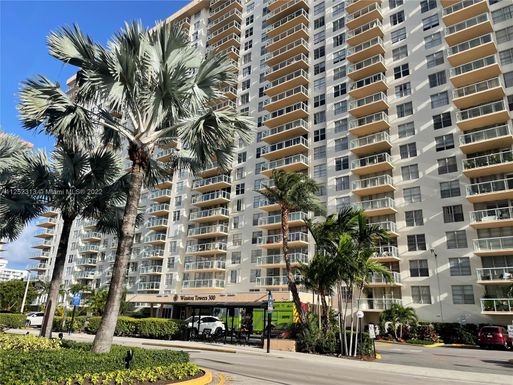 230 174th St UNIT 1404, Sunny Isles Beach FL 33160