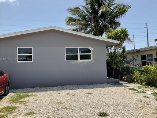 369 Phippen Waiters Rd # 2, Dania Beach FL 33004