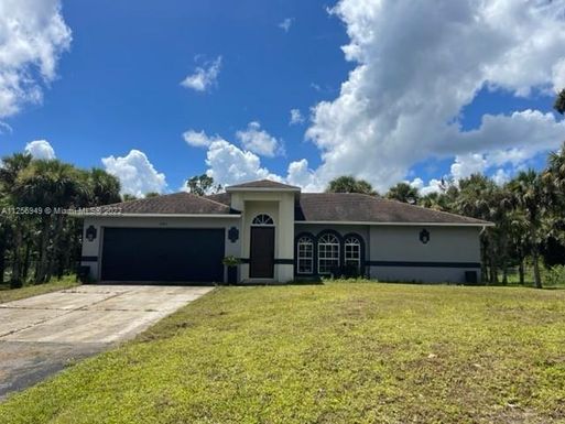 4142 SE 30TH AVE SE, Naples FL 34117