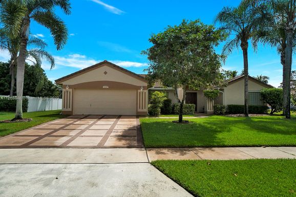 4307 Danielson Dr, Lake Worth FL 33467